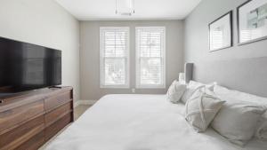 Landing Modern Apartment with Amazing Amenities (ID3528)