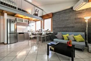 Casa Mia ,APT WiFi e Parcheggio nel cuore del Friuli - 文佐内