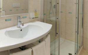 Stunning flat with terrace overlooking the sea