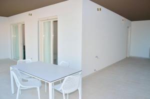 Modern flat with amazing view on the beach