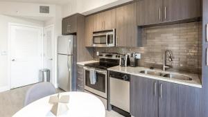 Landing - Modern Apartment with Amazing Amenities (ID8458X06)