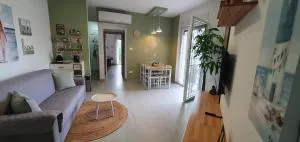 MAYA's HOME - Marina Julia