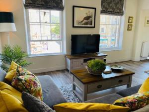 Cobblers Rest in Central Bakewell with Free Parking