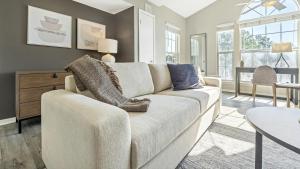 Landing - Modern Apartment with Amazing Amenities (ID8404X94)