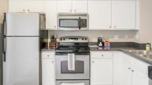 Landing - Modern Apartment with Amazing Amenities (ID8934X81)