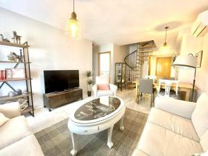 Calu Homes Duplex cerca playa de Huelin