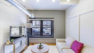 Landing - Modern Apartment with Amazing Amenities (ID9143X30)