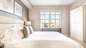 Landing Modern Apartment with Amazing Amenities (ID7670X47)