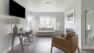 Landing - Modern Apartment with Amazing Amenities (ID1014X138) - Beaverton