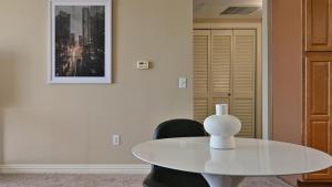 Landing - Modern Apartment with Amazing Amenities (ID8572X47)