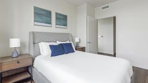 Landing - Modern Apartment with Amazing Amenities (ID1395X882)