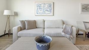 Landing - Modern Apartment with Amazing Amenities (ID9728X49)