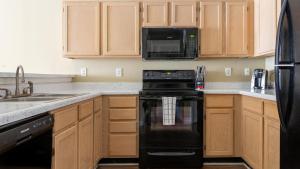 Landing - Modern Apartment with Amazing Amenities (ID7932X45)