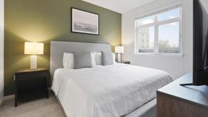 Landing - Modern Apartment with Amazing Amenities (ID7668X57)