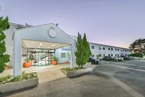 Hotel Golden Park Campinas Viracopos By Nacional Inn - 瓦利尼乌斯