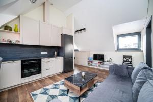 Cozy Central Attic SELF Check In