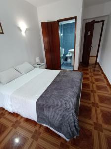 Double Room room in Residencial S. Gião