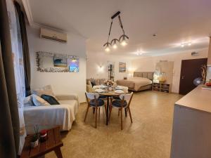 Нощувки Свети Влас Комплекс Амфора , студио 704