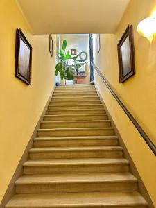 Magnolia Italian Hostings