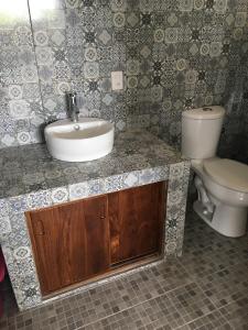 Valentina Salchi Suites - Pinky Promise