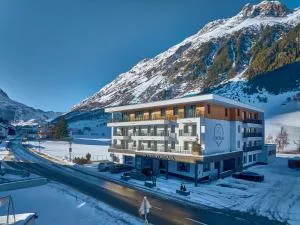 Hotel Zontaja Superior - 卡普尔