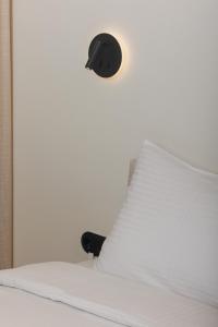 12 PYLES Living History