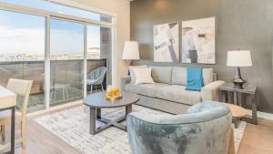 Landing - Modern Apartment with Amazing Amenities (ID2399X88)