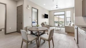 Landing - Modern Apartment with Amazing Amenities (ID9688X43)