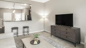 Landing - Modern Apartment with Amazing Amenities (ID9540X31)