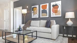 Landing - Modern Apartment with Amazing Amenities (ID1196X495)