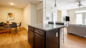 Landing - Modern Apartment with Amazing Amenities (ID1179X021)