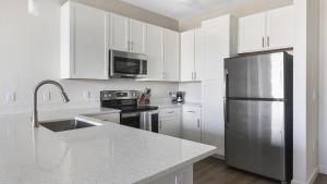 Landing - Modern Apartment with Amazing Amenities (ID1283X577)