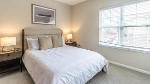 Landing - Modern Apartment with Amazing Amenities (ID8445X18)