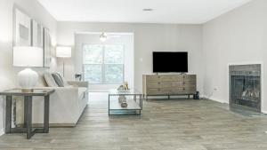 Landing - Modern Apartment with Amazing Amenities (ID9232X12)
