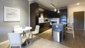 Landing - Modern Apartment with Amazing Amenities (ID8039X71)