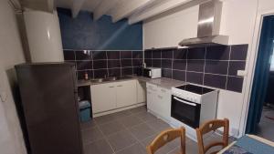 Charmante Maison de Village T3 Rénovée et son Jardin