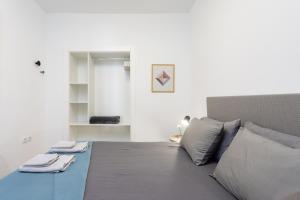 Casona Charco, Stylish & Spacious Home with Private Patio in Historic Puerto