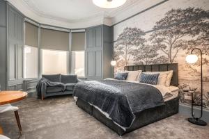 Bluebell Studio Glasgow Airport