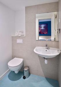 Hotels Kyriad Direct Narbonne Sud : photos des chambres