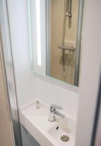 Hotels Kyriad Direct Narbonne Sud : photos des chambres