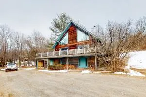 Manchester Ski Chalet - Bromley Village