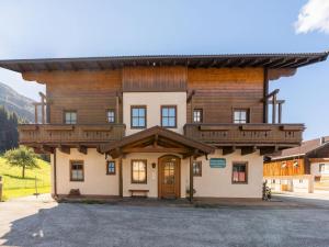 Chalet in Mittersill near Ski Slopes