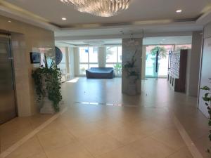 Pattaya center luxurious garden apartment 1