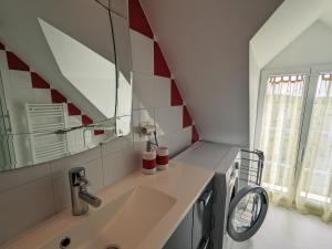 Maisons de vacances Gite Villentrois-Faverolles-en-Berry, 3 pieces, 6 personnes - FR-1-591-198 : photos des chambres
