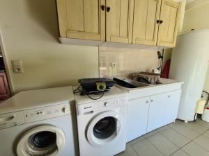Maisons de vacances Gite Saint-Plantaire, 3 pieces, 6 personnes - FR-1-591-197 : photos des chambres