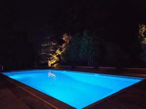 Maisons de vacances Gite Chateauroux, 2 pieces, 4 personnes - FR-1-591-550 : photos des chambres