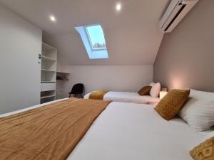 Maisons de vacances Gite Orsennes, 5 pieces, 14 personnes - FR-1-591-330 : photos des chambres