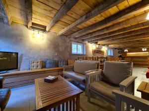 Maisons de vacances Gite Orsennes, 3 pieces, 16 personnes - FR-1-591-355 : photos des chambres