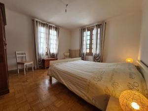 Maisons de vacances Gite Belabre, 8 pieces, 14 personnes - FR-1-591-365 : photos des chambres