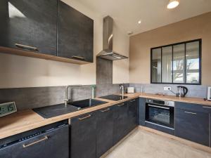 Charmant Gîte en Berry avec Étang, Terrasse et Spa à Proximité - FR-1-591-407